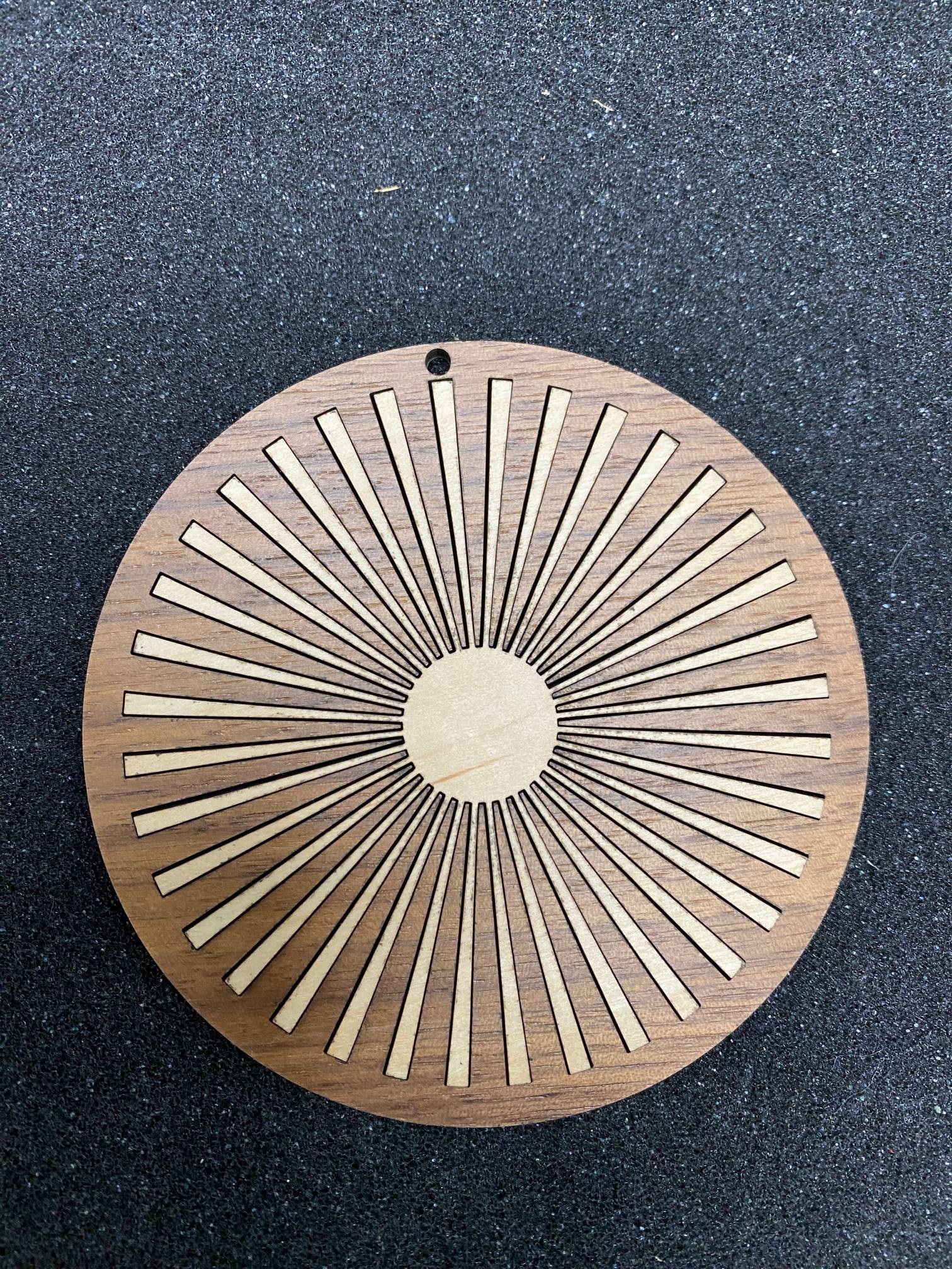 Découpe ultra précise au laser et assemblage bi-matières dans le 13 proche de Ventabren