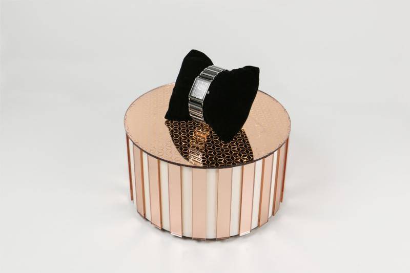 Entreprise de découpe laser sur TroGlass miroir proche Marseille à Berre l'Etang