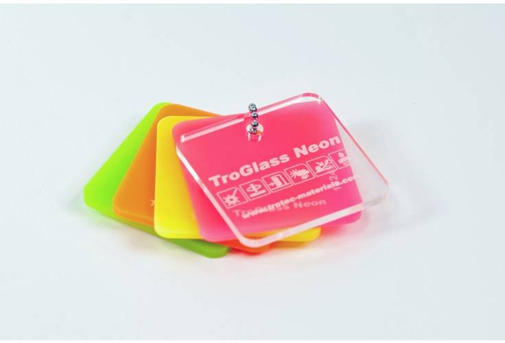 Entreprise de découpe laser sur TroGLASS néon proche Marseille à Berre l'Etang